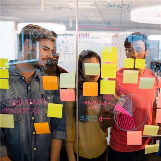 Entdecken Sie Tipps und Tools, wie Sie Ihr Geschäftsmodell neu denken können.