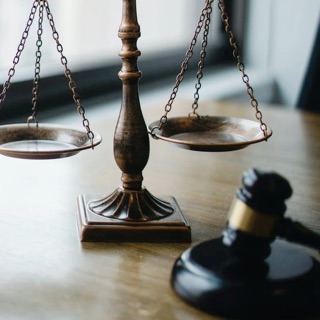 Erkundigen Sie sich über das neue Unternehmensstrafrecht.