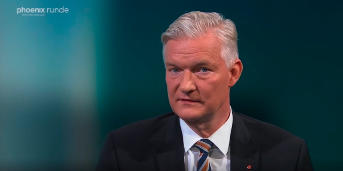 Lesen Sie unsere Forderungen in den Bereichen Energie und Logistik!