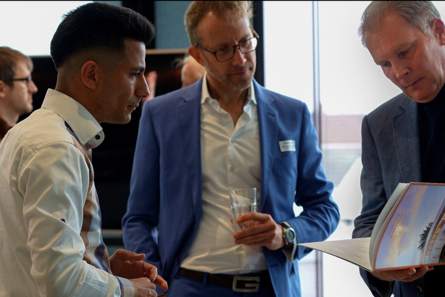 Fotos Runder Tisch Bauen