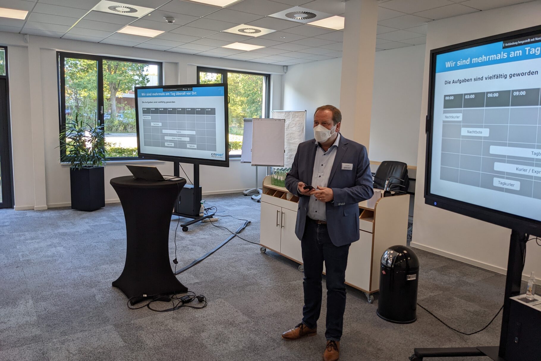 Kurze Präsentation durch Herrn Jan Fitzner