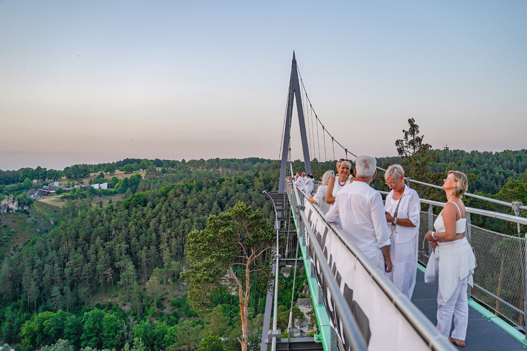 Bvmw weisse nacht am skywalk 2022 galerie 13