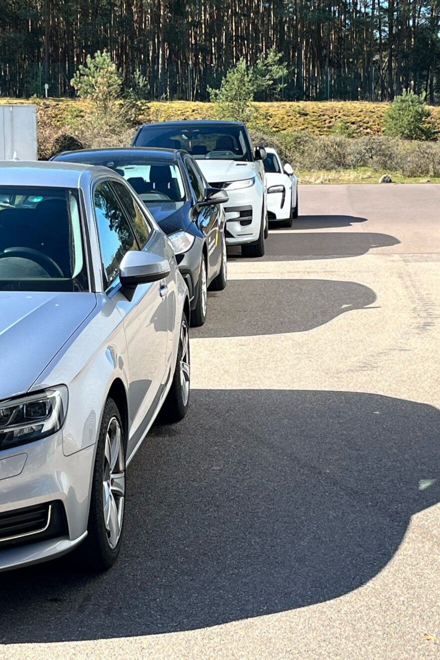 Autos