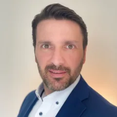Reinold Vasili