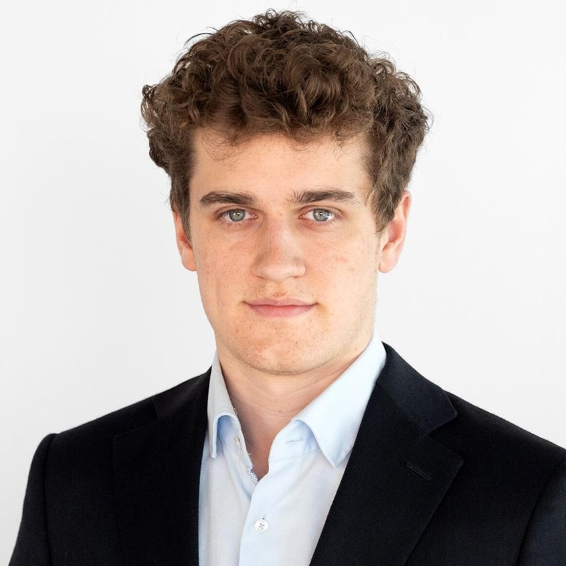 Linus Kanwan 880x880