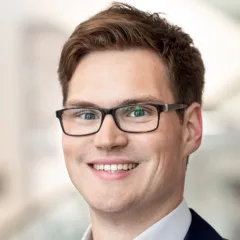 Benjamin Adamaschek 880x880