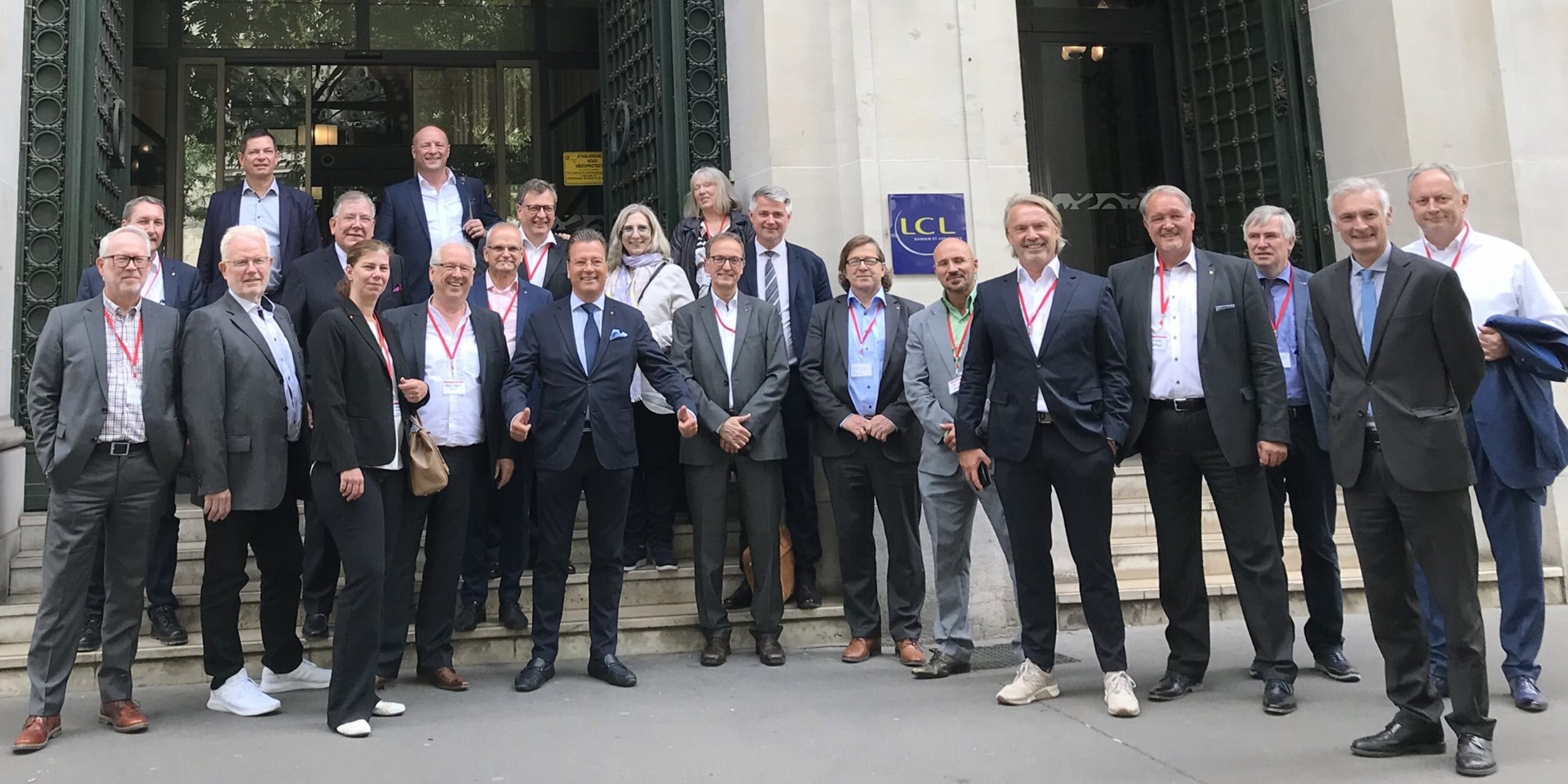 Delegation Paris 1920x1080