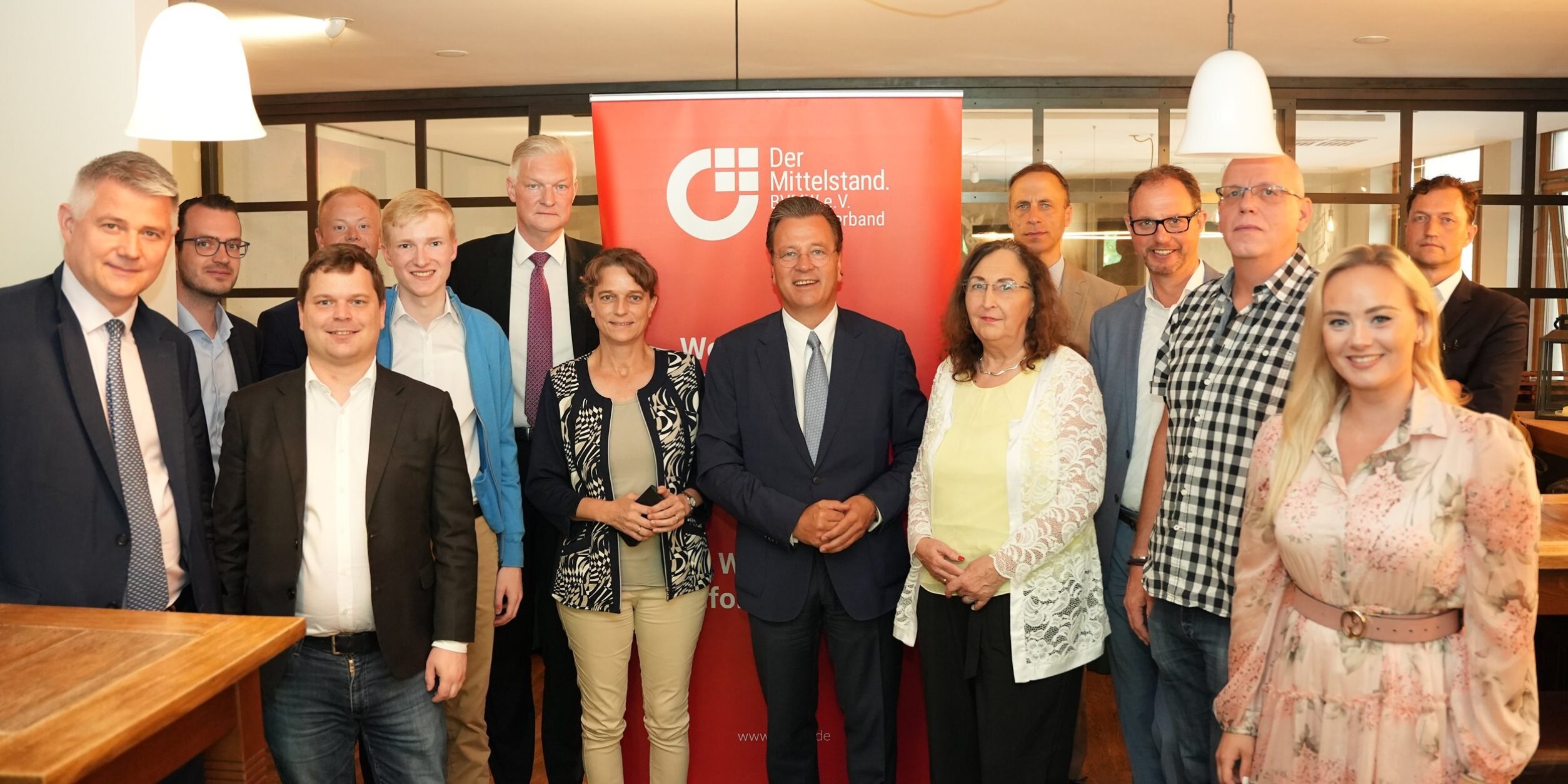 2022 06 28 Gruppenbild Parl Fruehstueck