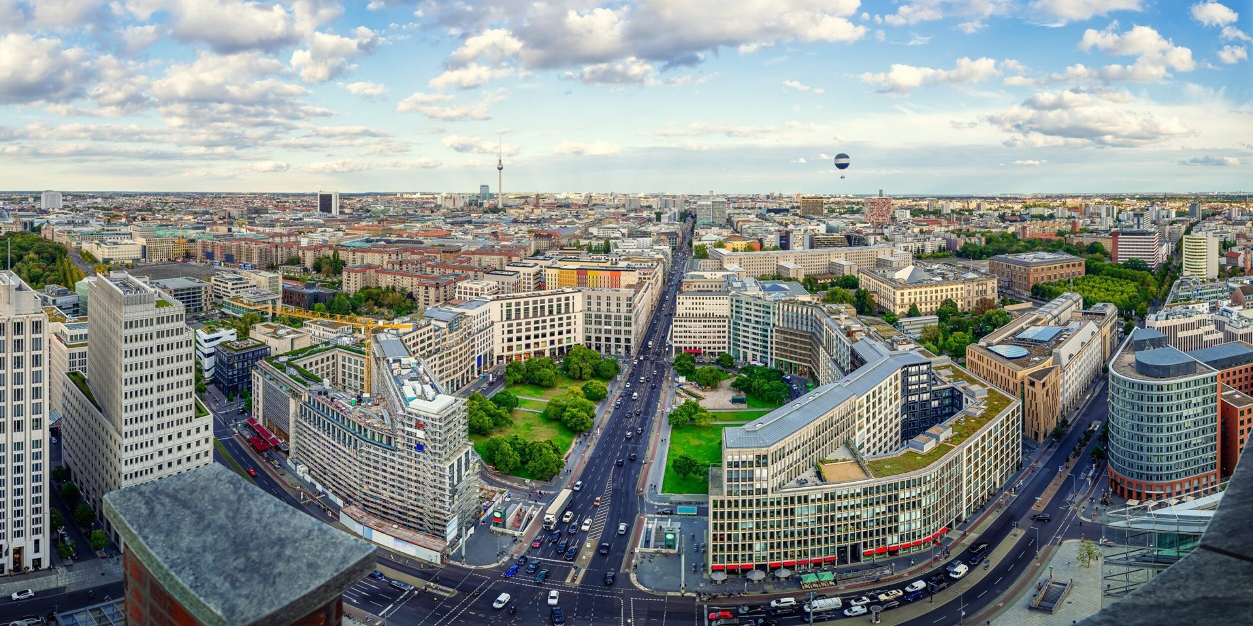 Luftbild Leipziger Platz Berlin 1920x1080 iStock 1277416689