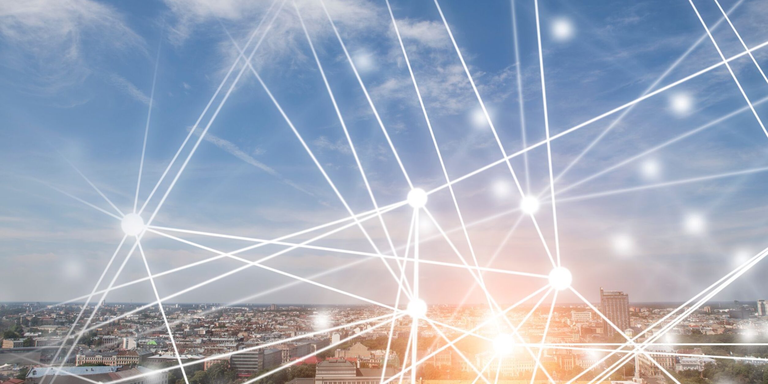 digitale Vernetzung über einer Stadt