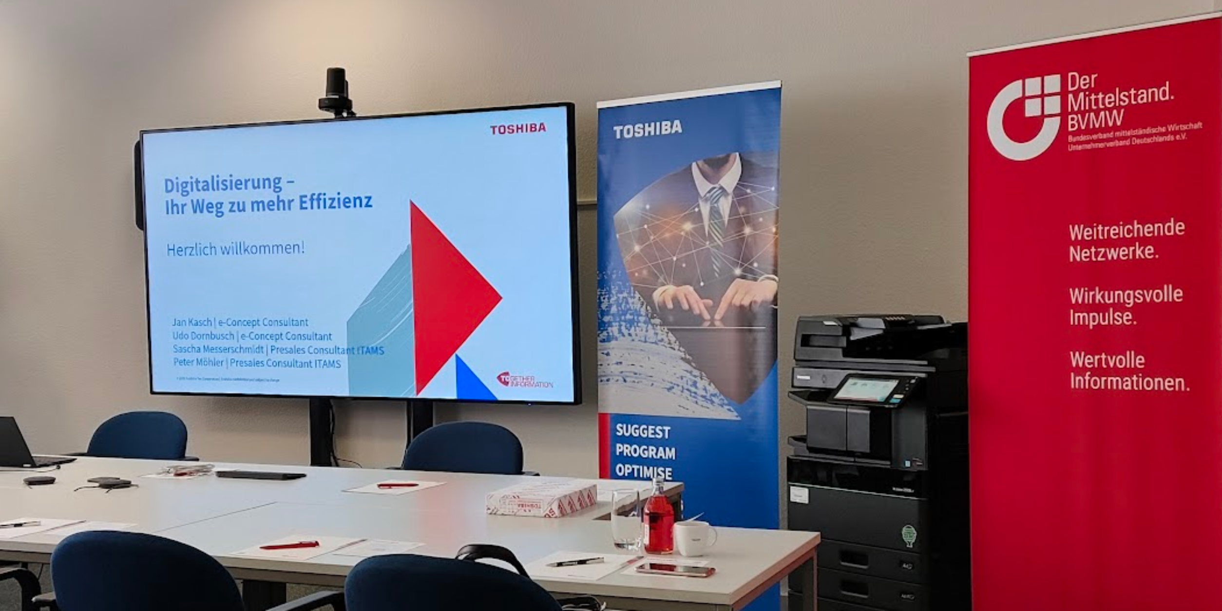 Header "Digitale Signatur: Rechtssicher oder recht riskant?" „Firmenfitness: Körperlich aktive Mitarbe