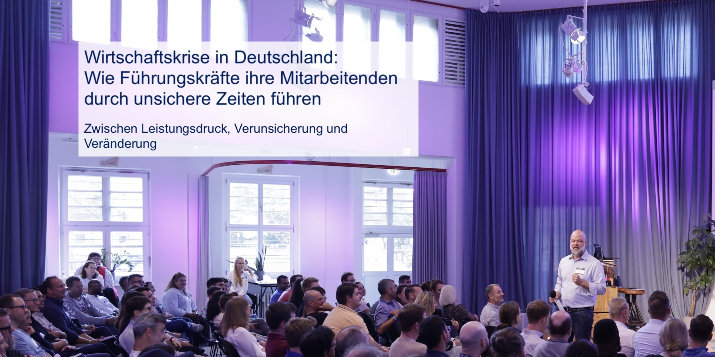 Header Wirtschaftskrise in Deutschland: Wie Führungskräfte ihre Mitarbeitenden durch unsichere Zeiten führen