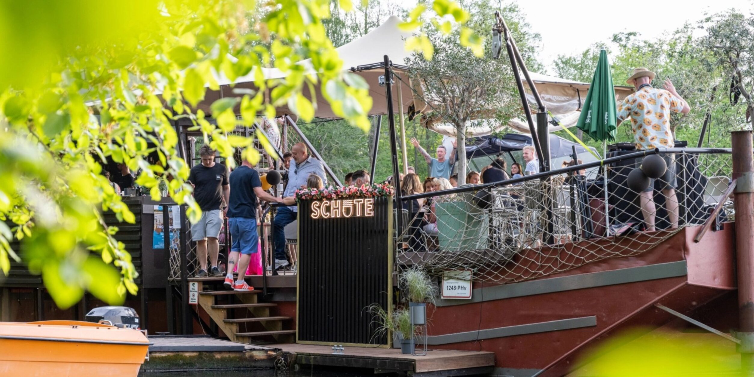 Header Sommer-Sonne-Netzwerken - SCHUTE Potsdam am wunderschönen Templiner See