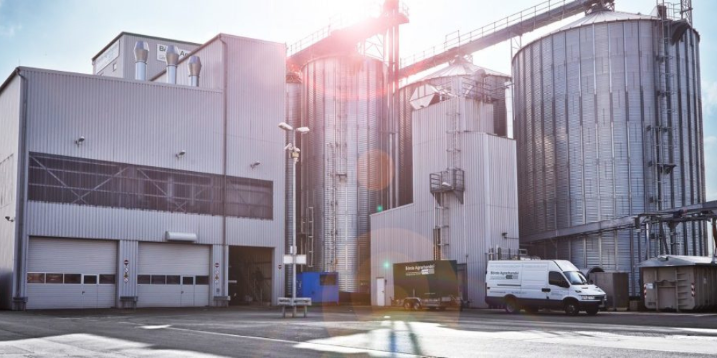 Header Hinter den Kulissen von...  Denis Privé Förder- und Lagertechnik