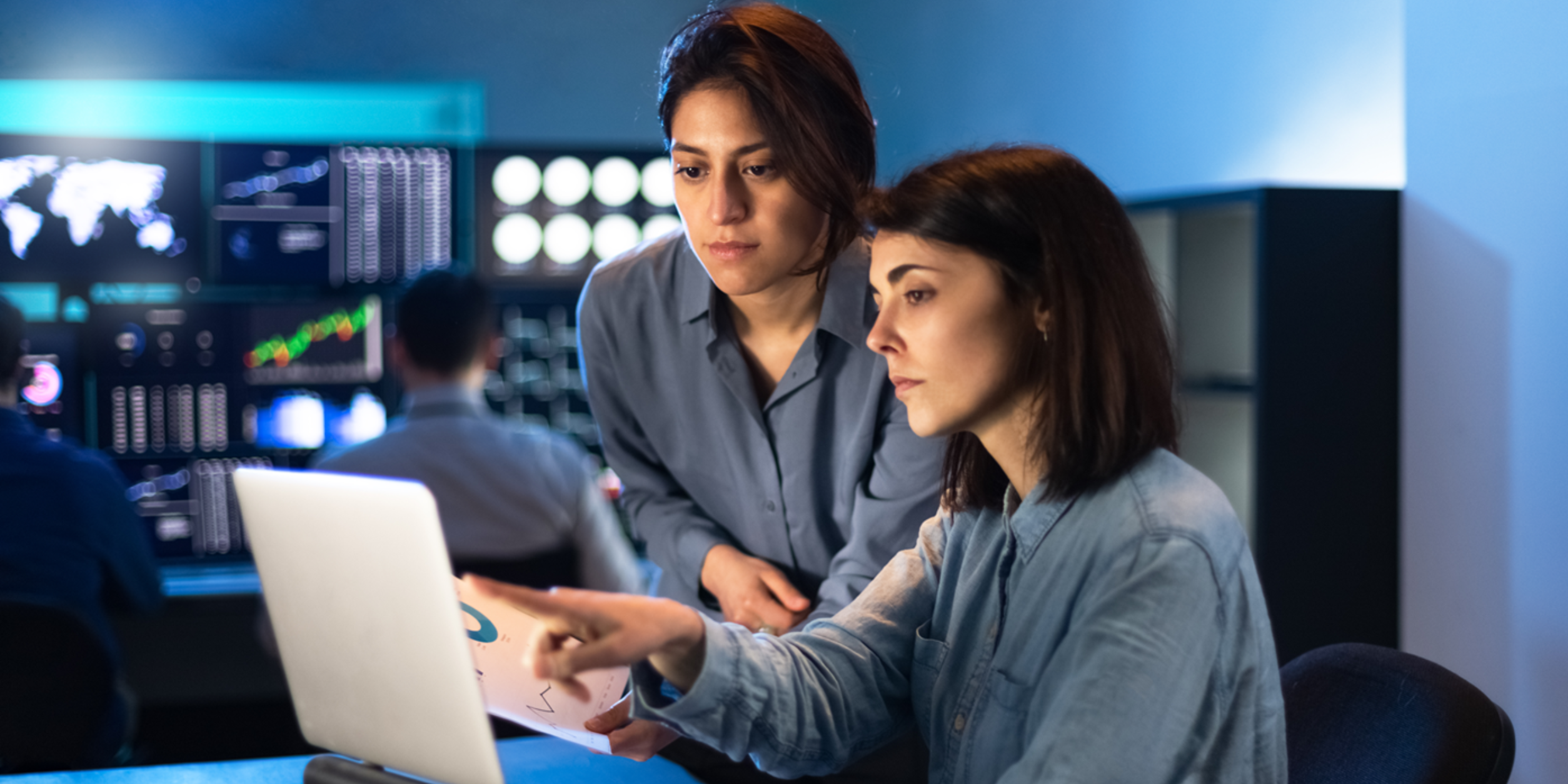 Header Der Cyber Resilience Act in 60 Minuten erklärt. Wer ist betroffen, was steht drin, ab wann gilt was?