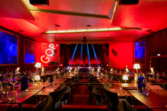 GOP M Saal Vorhangoffen