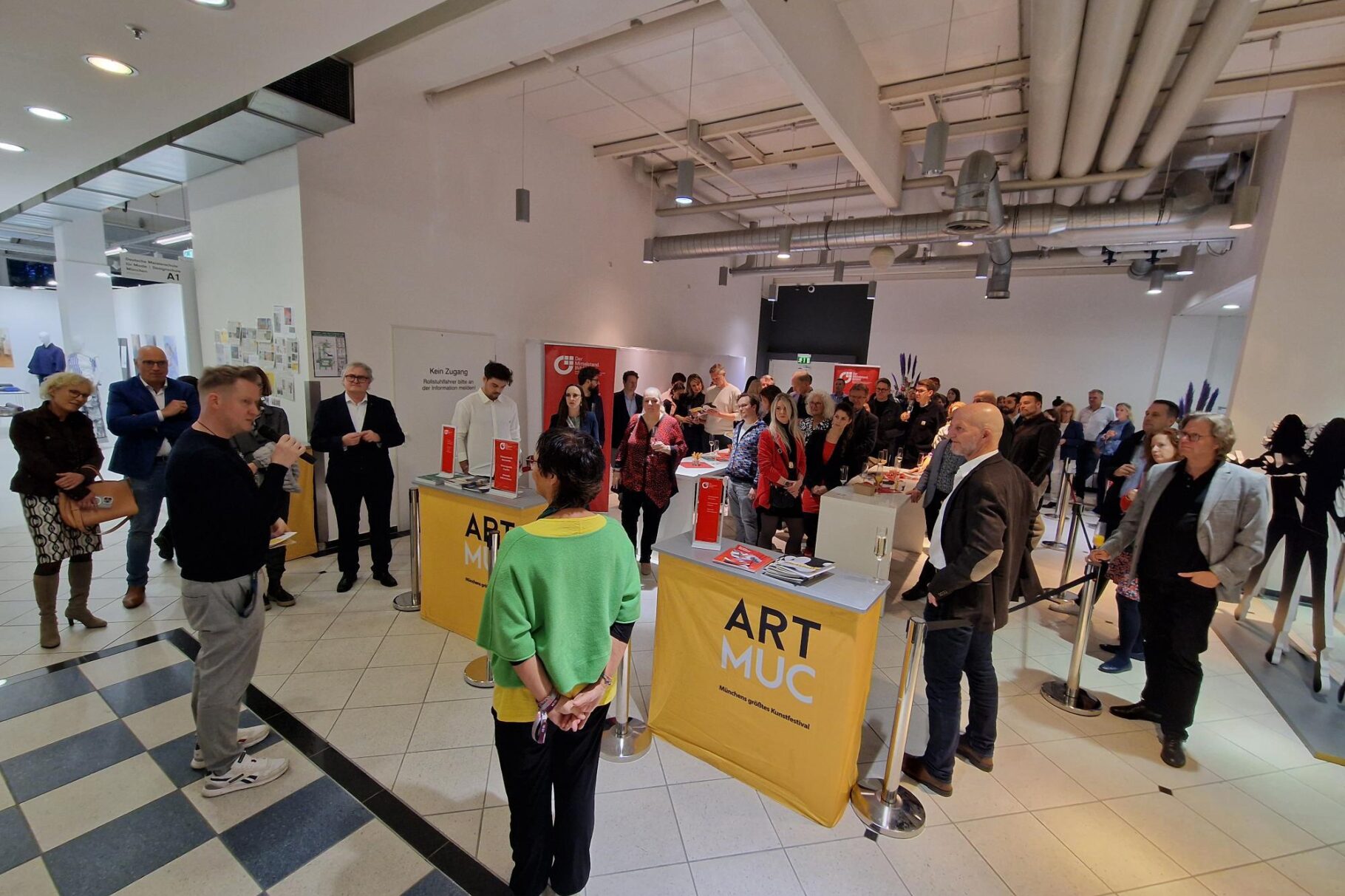 ARTMUC VIP Empfang und Ausstellung