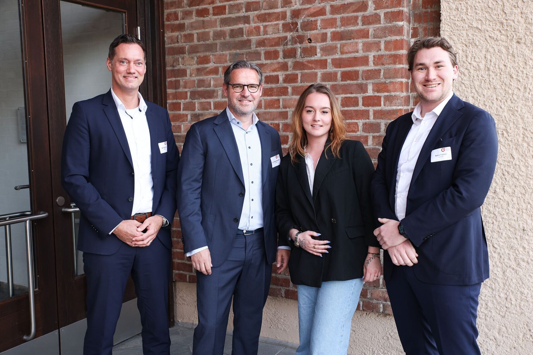 Dr. Andreas Bonnard mit seinem Team -  Managing Partner Marktlink München M&A GmbH