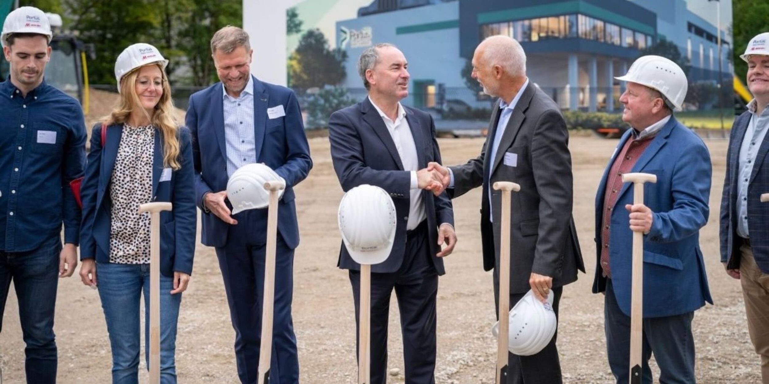 Gruppenfoto Spatenstich Portus Data Center Kirchheim