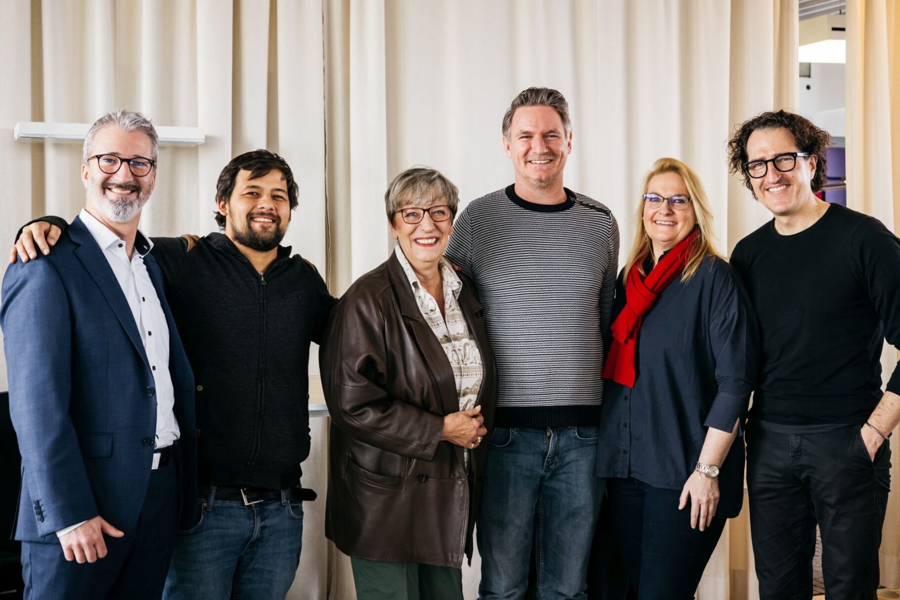 Gruppenfoto Organisatoren und Referenten Unternehmenskommunikation