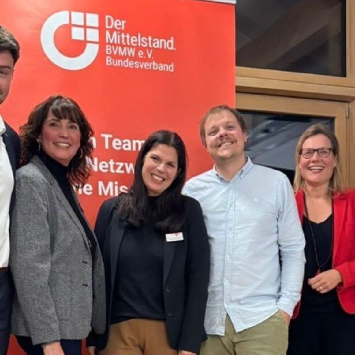 v. l.n.r.: Josef Eisenberger, Kornelia Kirchermeier, Caroline De la Rosa, Stefan Daxenberger, Christiane Gassner, Ulrich zur Strassen