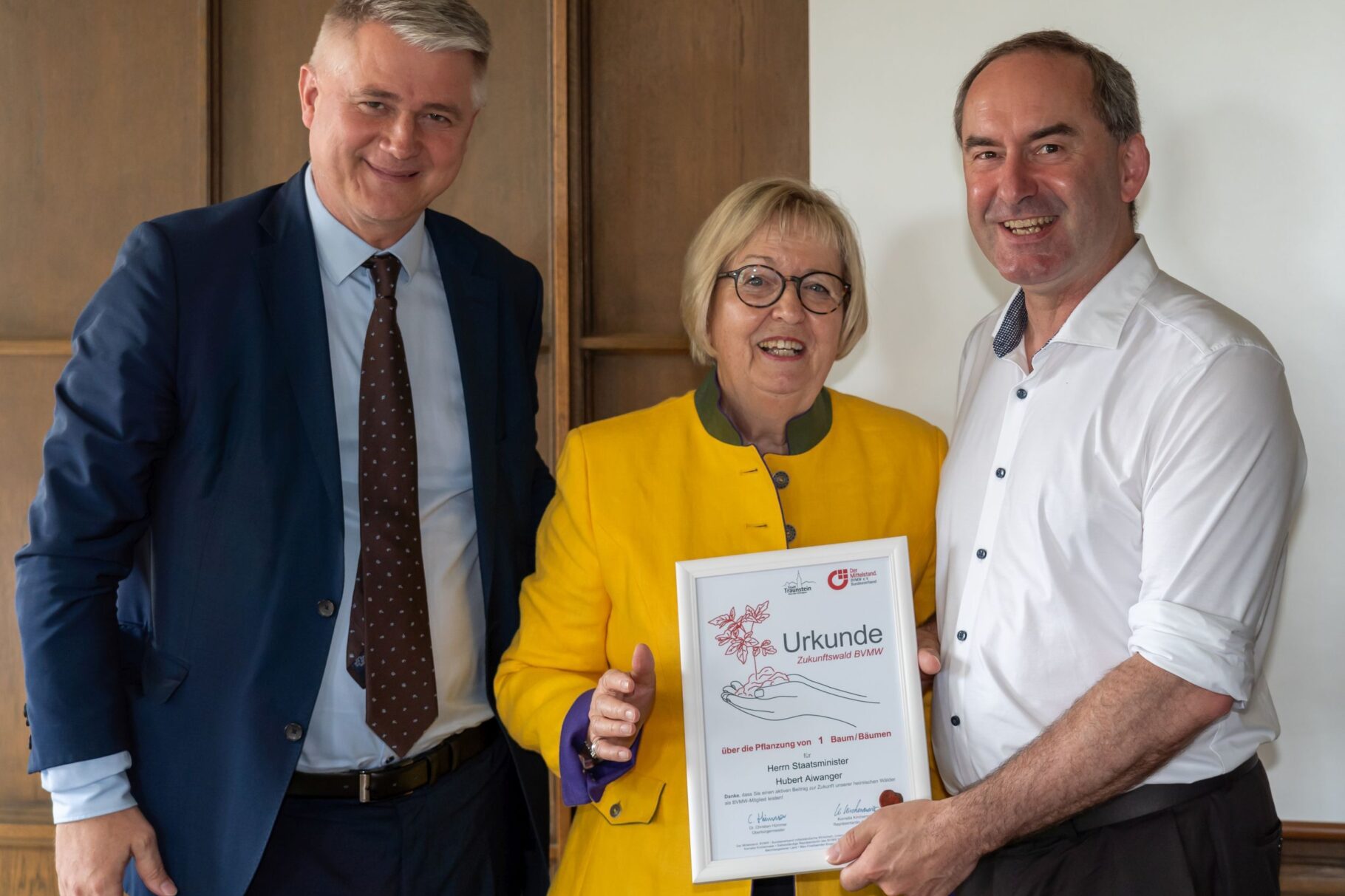 v.l.n.r.: A. Jahn, M. Heppe, H. Aiwanger