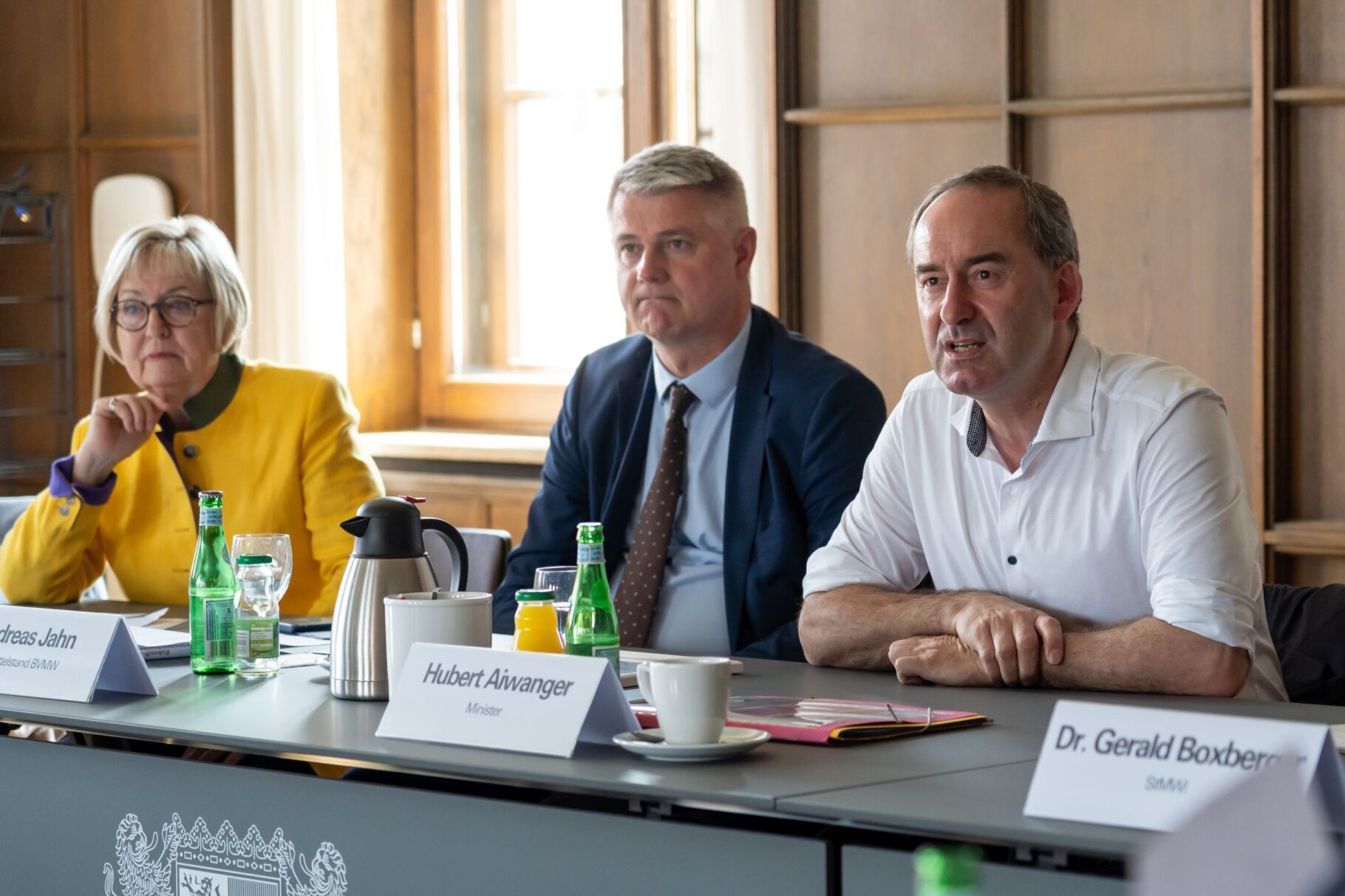 v.l.n.r.: M. Heppe, A. Jahn, H. Aiwanger