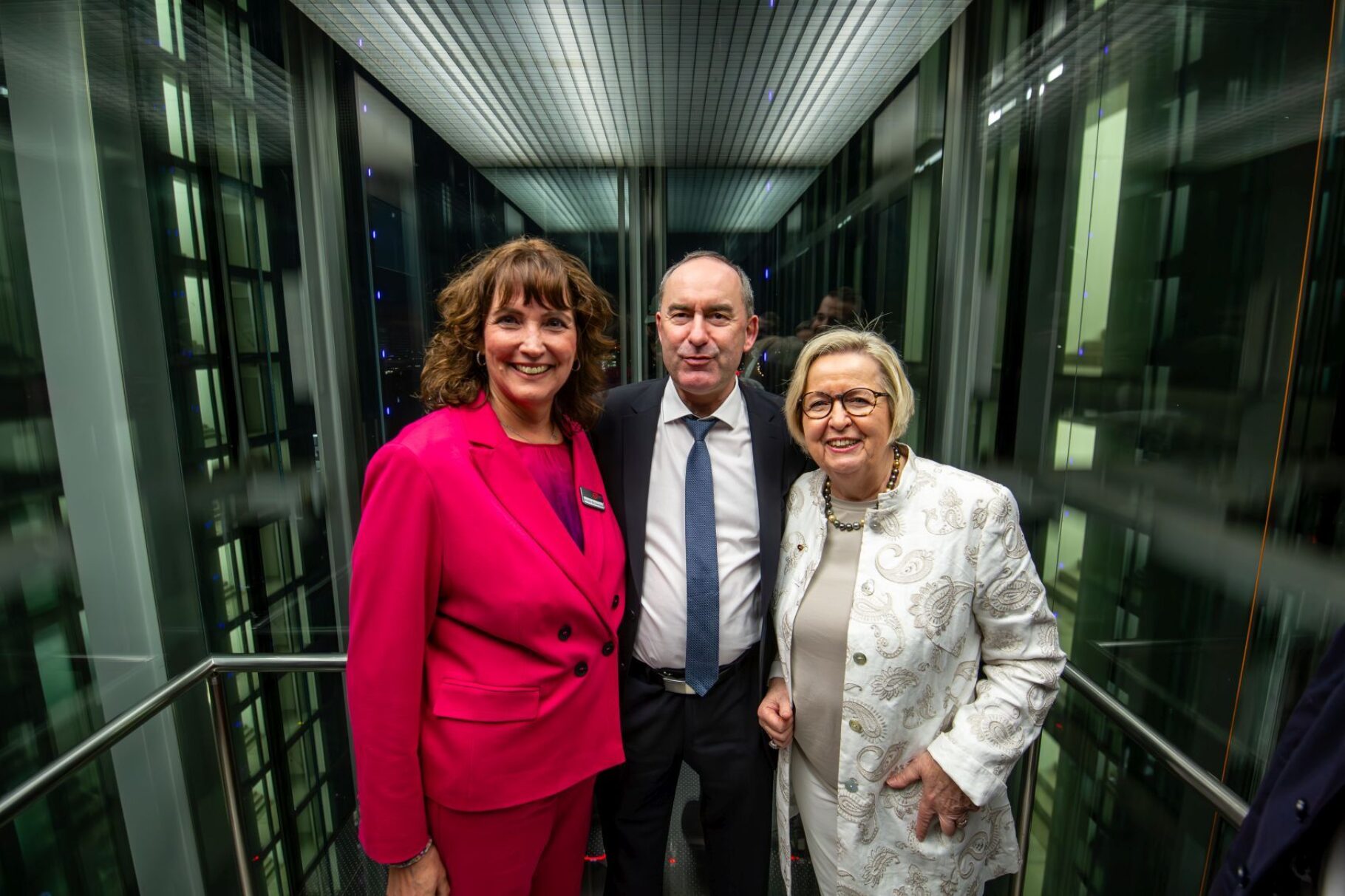 3a MH KK Aiwanger Aufzug