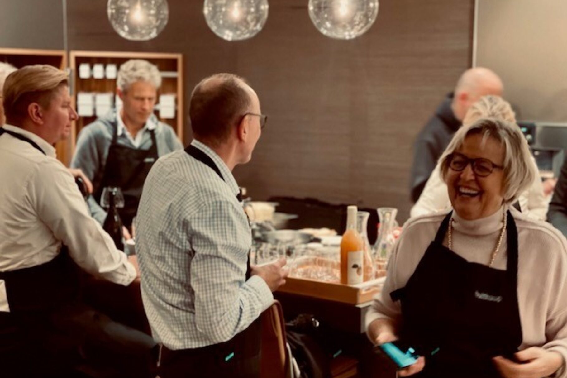 Teilnehmer/innen und Mechthild Heppe beim Bulthaup-Event