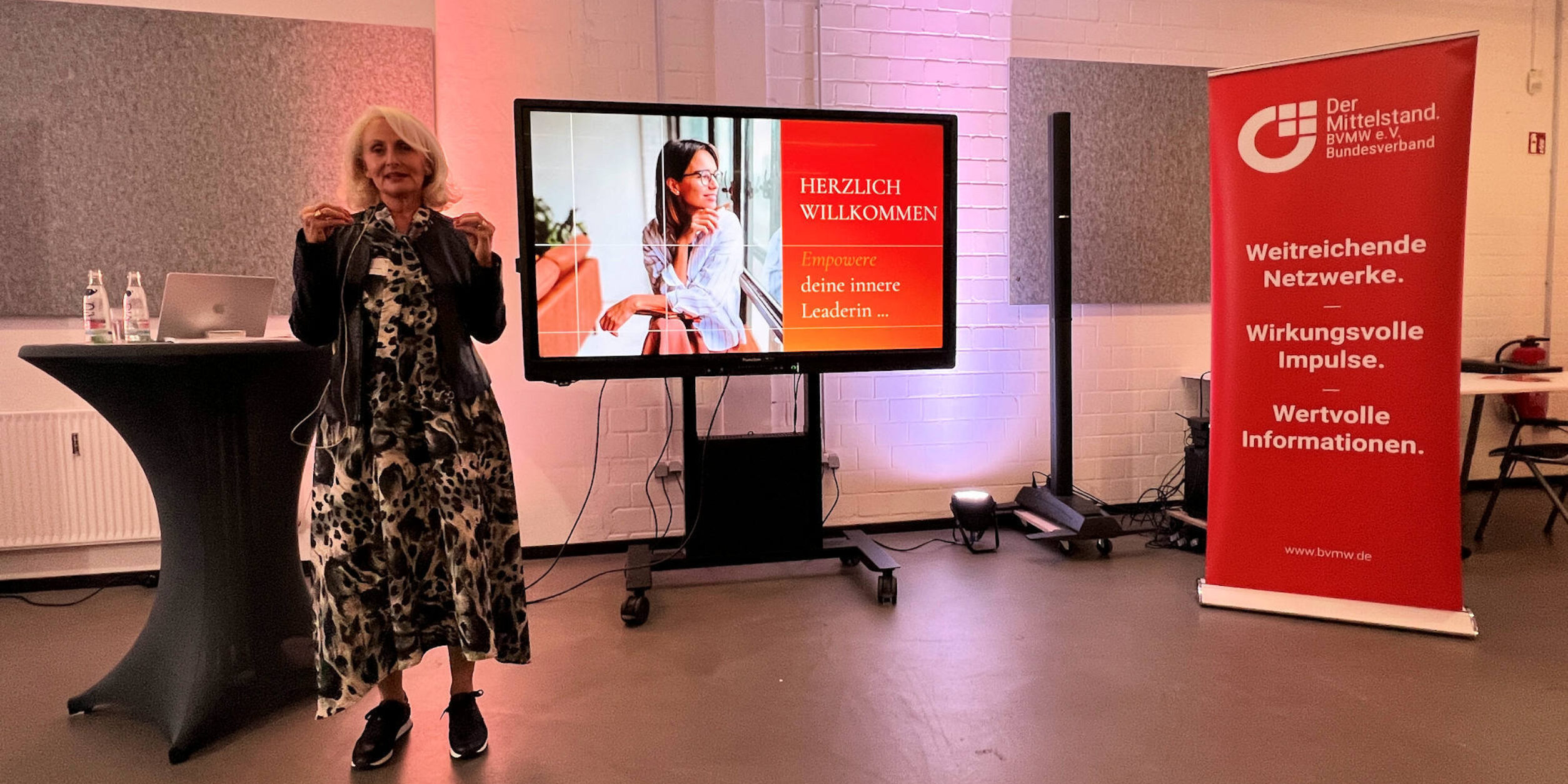 Bettina Worringen referiert