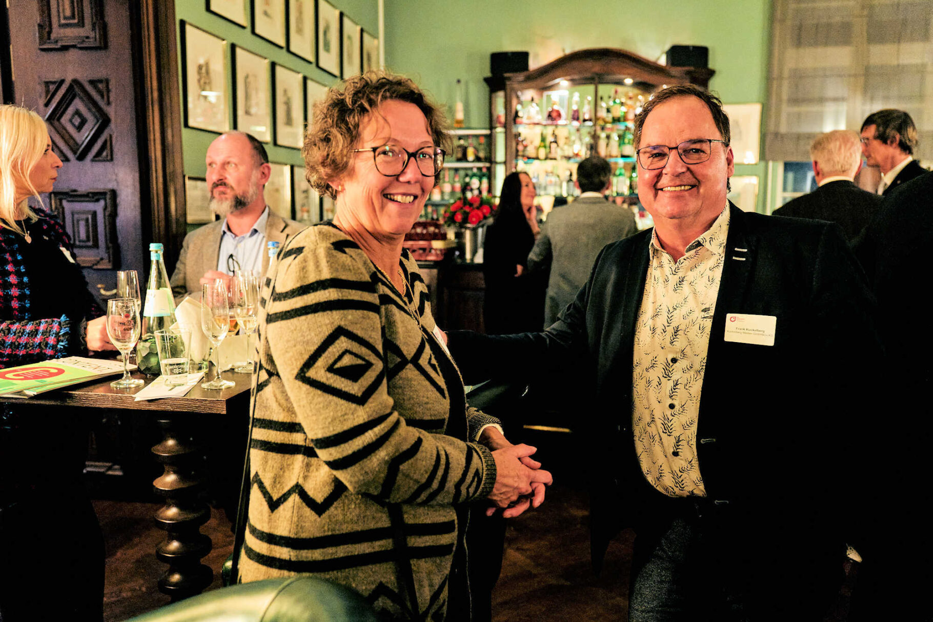 Besucher im Gespräch