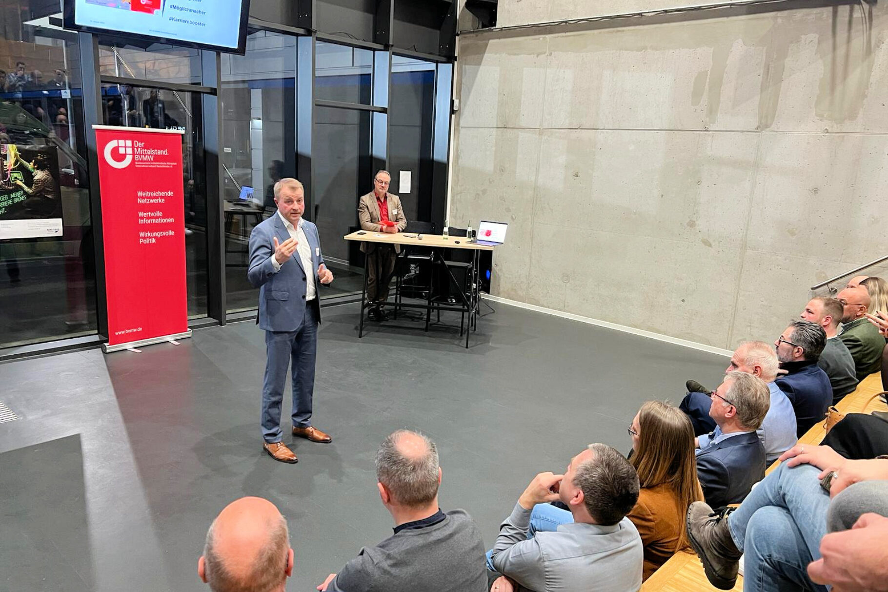 Holger Schlichting von Praxisfeld