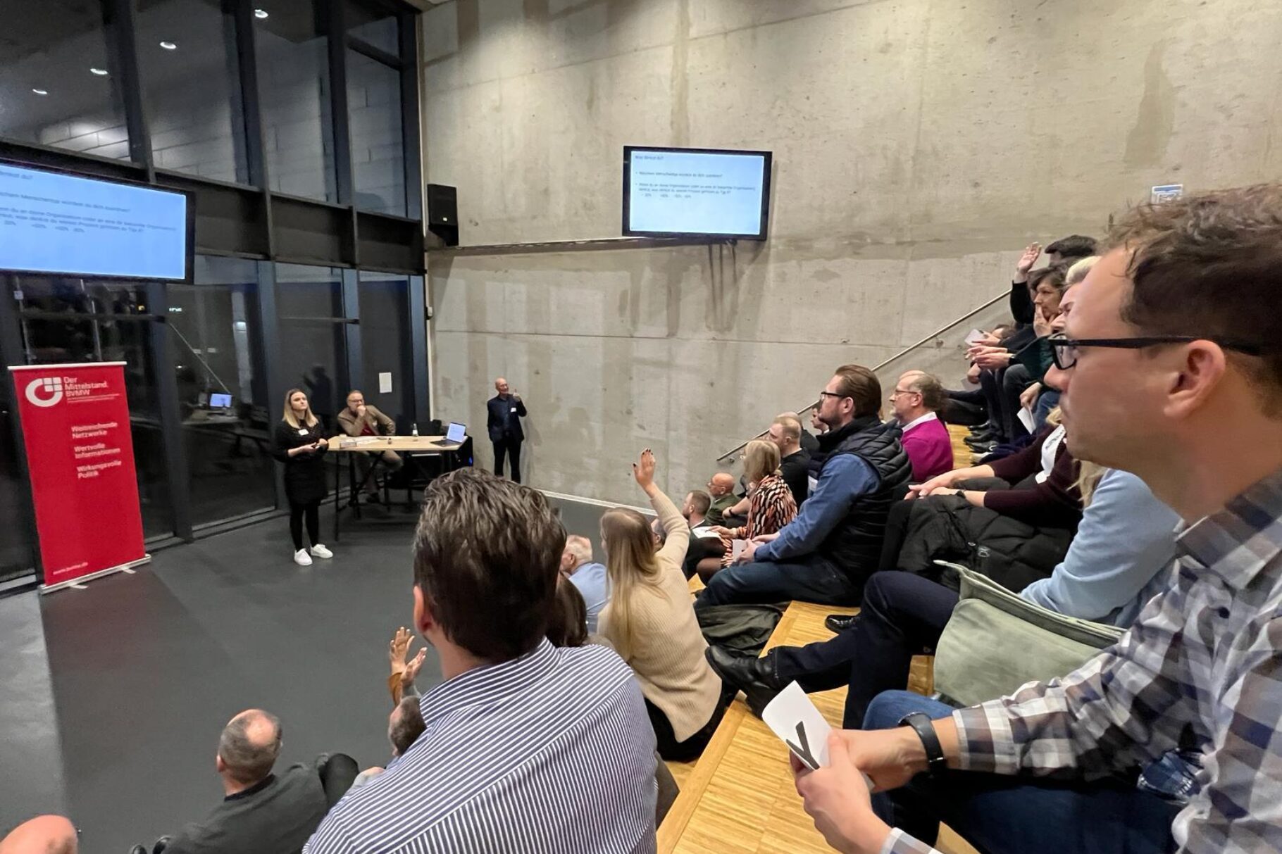 Hörsaal mit Zuhörern