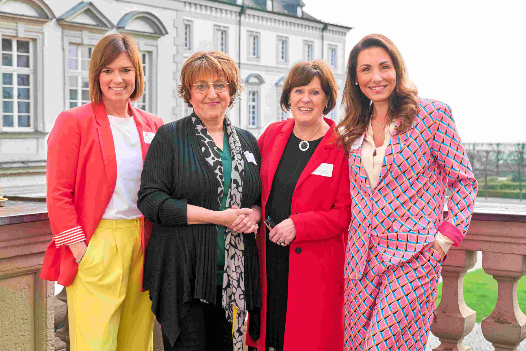 Teilnehmerinnen zu viert