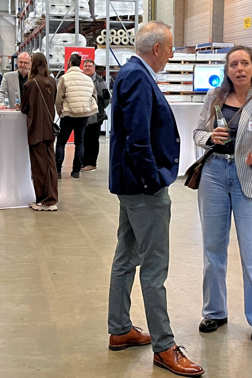 Teilnehmer im Gespräch