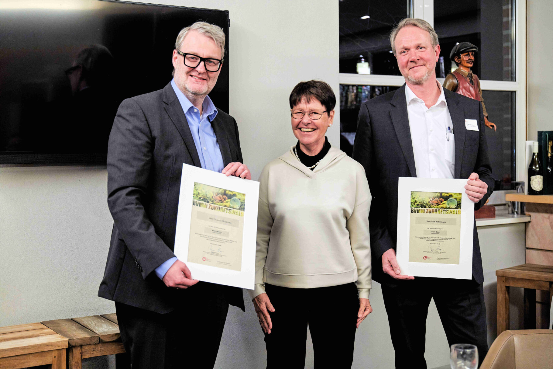 Übergabe Referentengeschenk