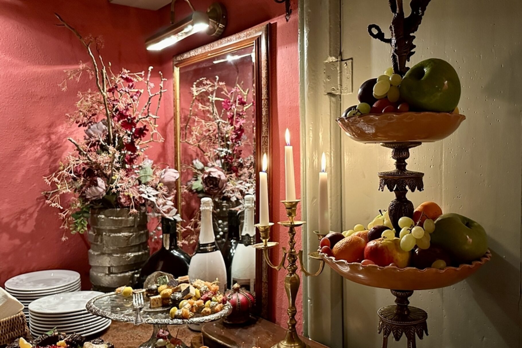 Blick auf ein Buffet