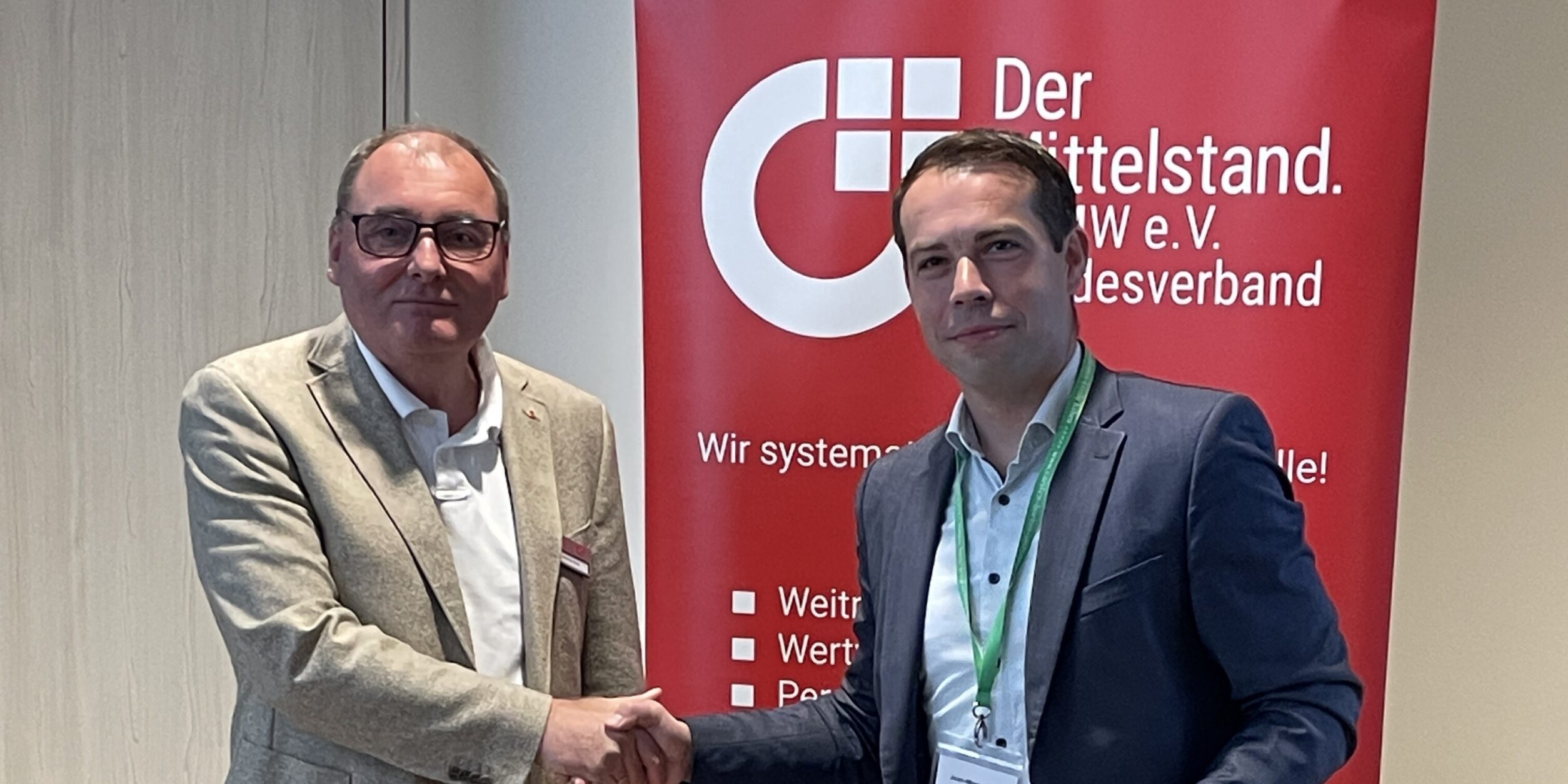 v.l.n.r. Carsten Böhm BVMW e.V. Leiter Kreisverband Elbe-Elster; Jean-Marie Ulrich Teamleiter Arbeitgeberservice des Geschäftsstellenverbundes Elbe-Elster der Agentur für Arbeit