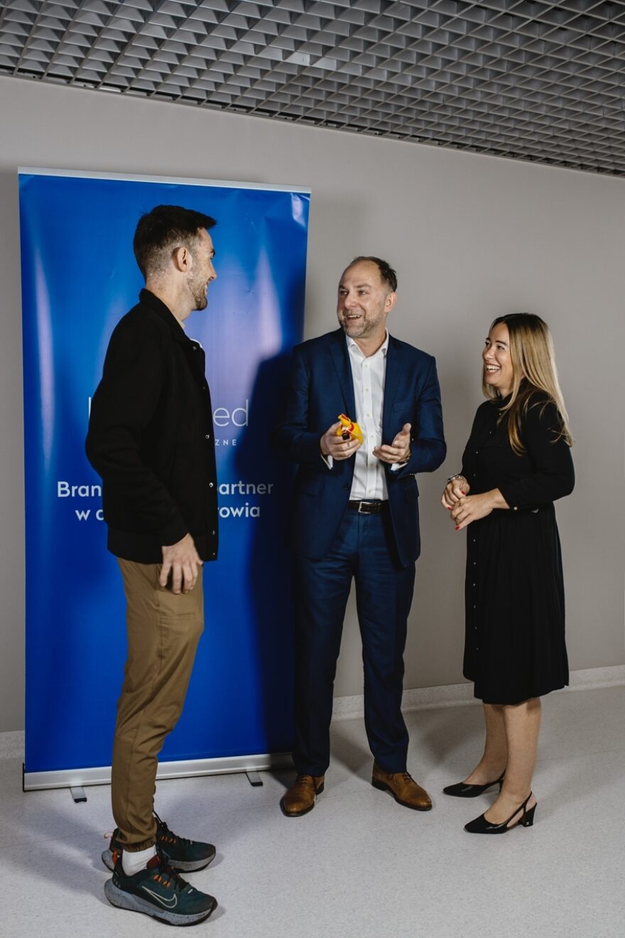 Die Leitung von Brandmed  Joanna Józefiak und Wiesław Pucek mit Tomasz Sobania.