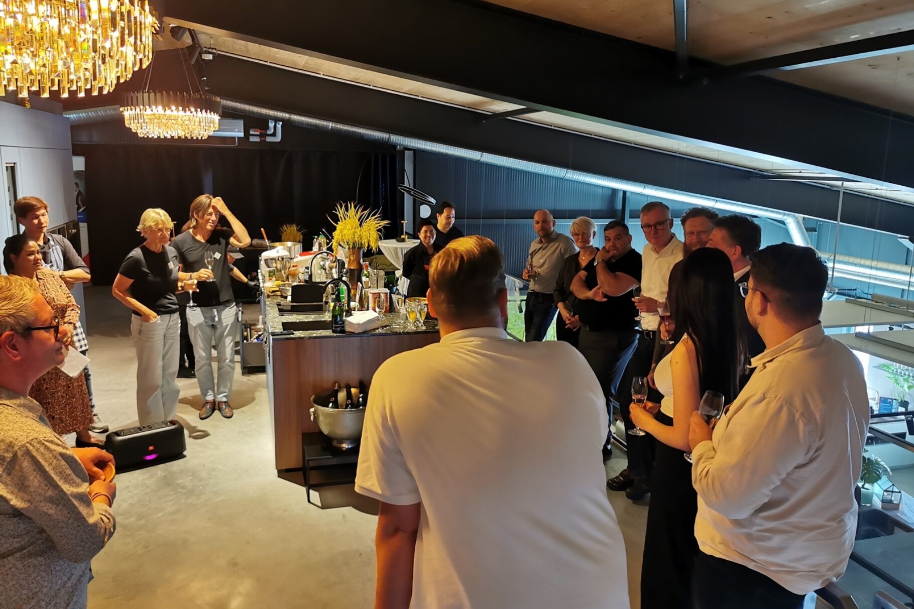 Vorstellungsrunde der Teilnehmer des "thailändischen Abends".