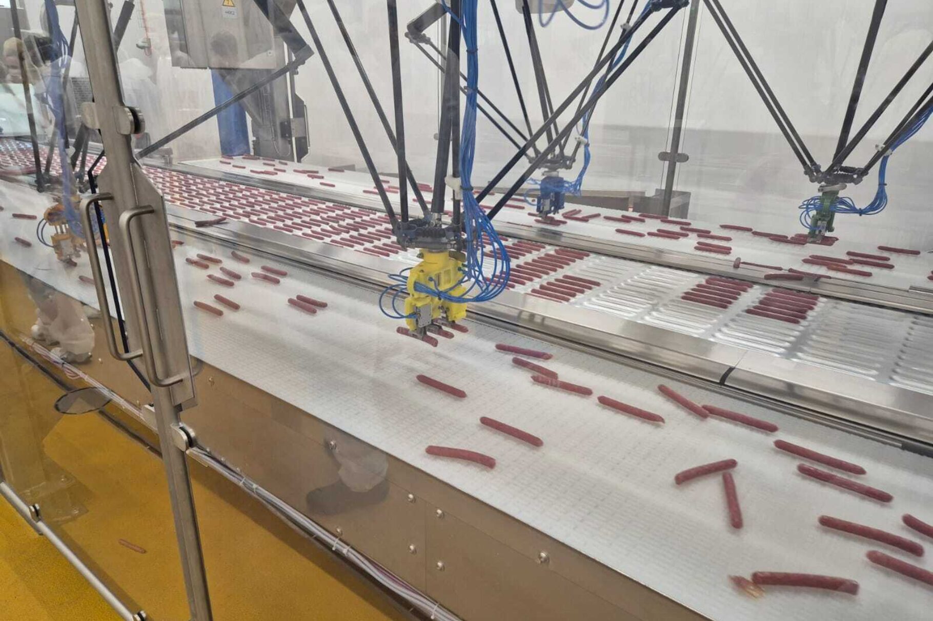 Produktionsschiene der BIFI im Jack Links Werk.