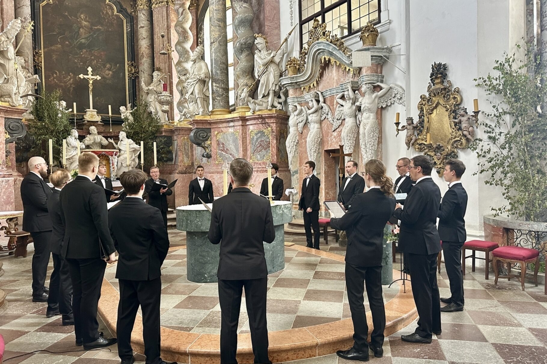 Während des wundervollen und einzigartigen Konzerts in der Stiftskirche St. Marien.