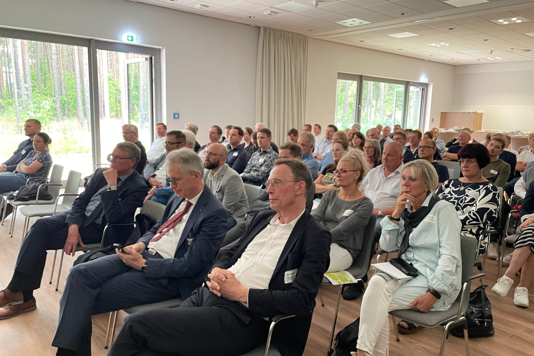 Teilnehmer der Veranstaltung "Vorstellung des LMBV als Auftraggeber für den regionalen Mittelstand".