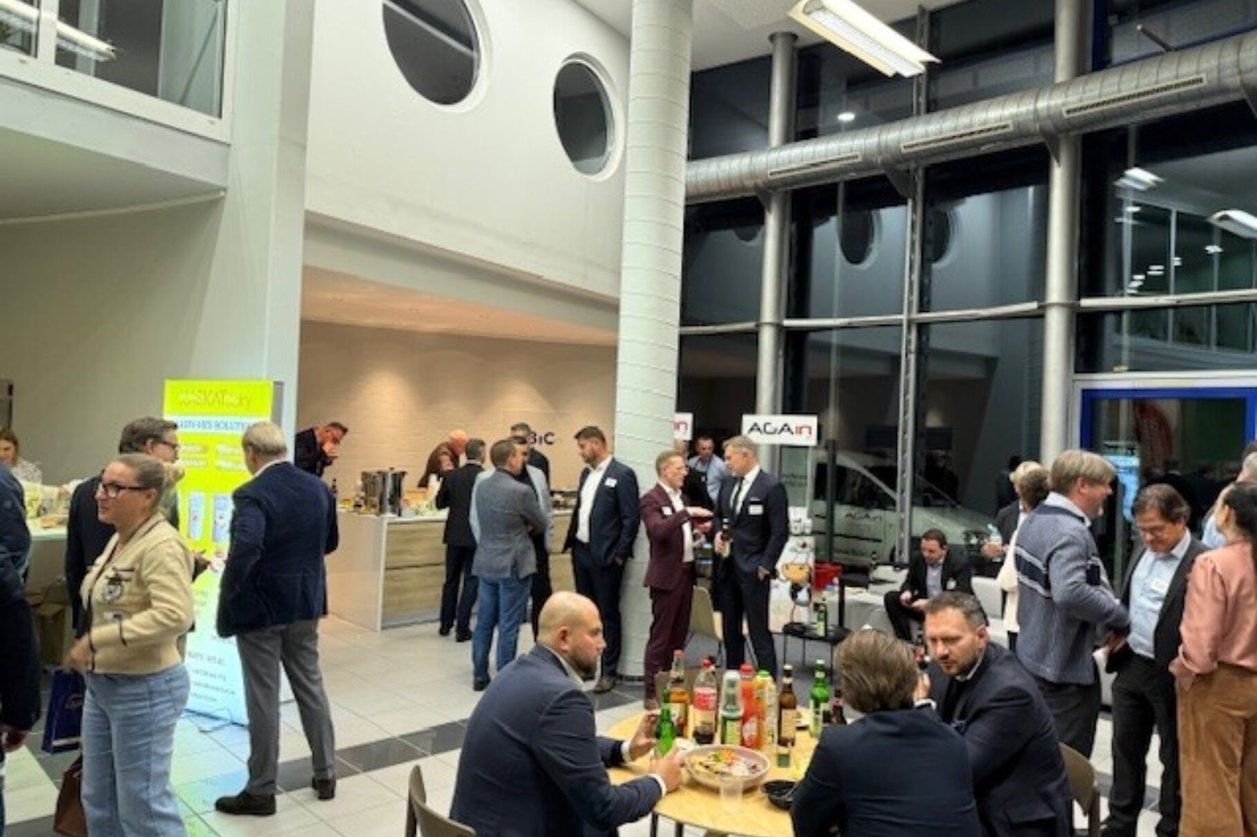 Netzwerken beim der BVMW Veranstaltung "Zukunft Unternehmertum - Udana Sukcesja"