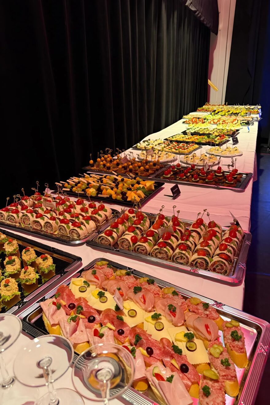 Das leckere Buffet überzeugte mit Vielfältigkeit.