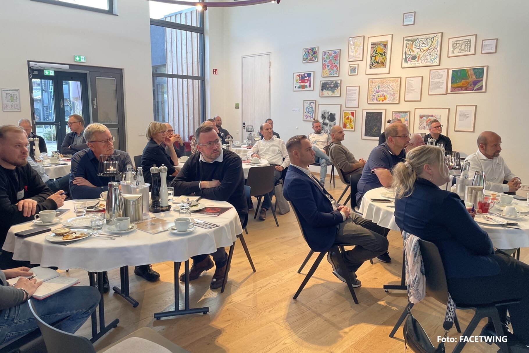 während der Veranstaltung