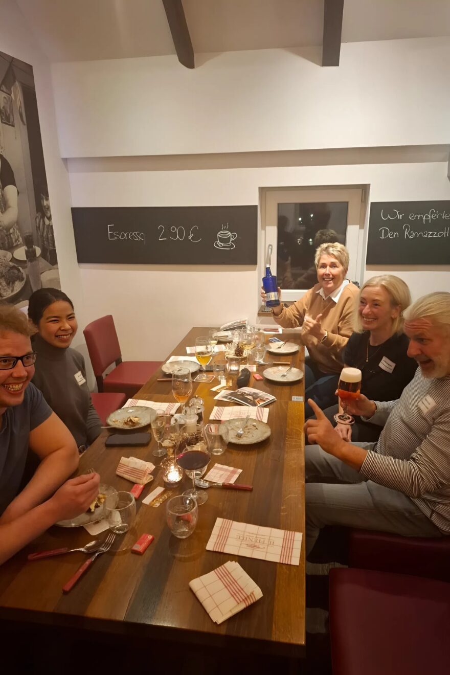 Teilnehmer des Abends  „Factoring à la Carte: Pizza belegen, Liquidität genießen, Netzwerk gestalten“.