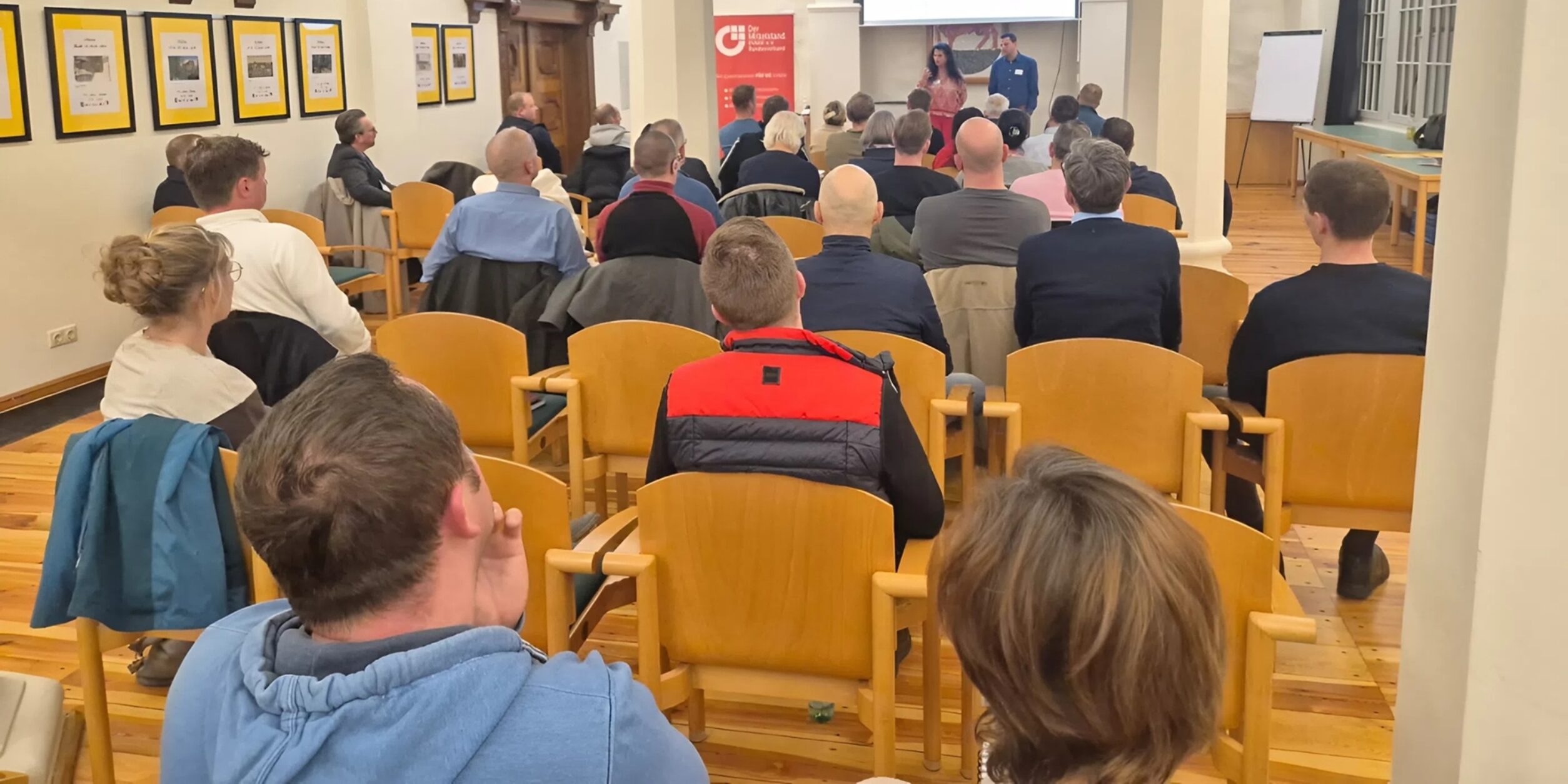 Teilnehmer der Veranstaltung "JTF-Förderprogramm" in Luckau