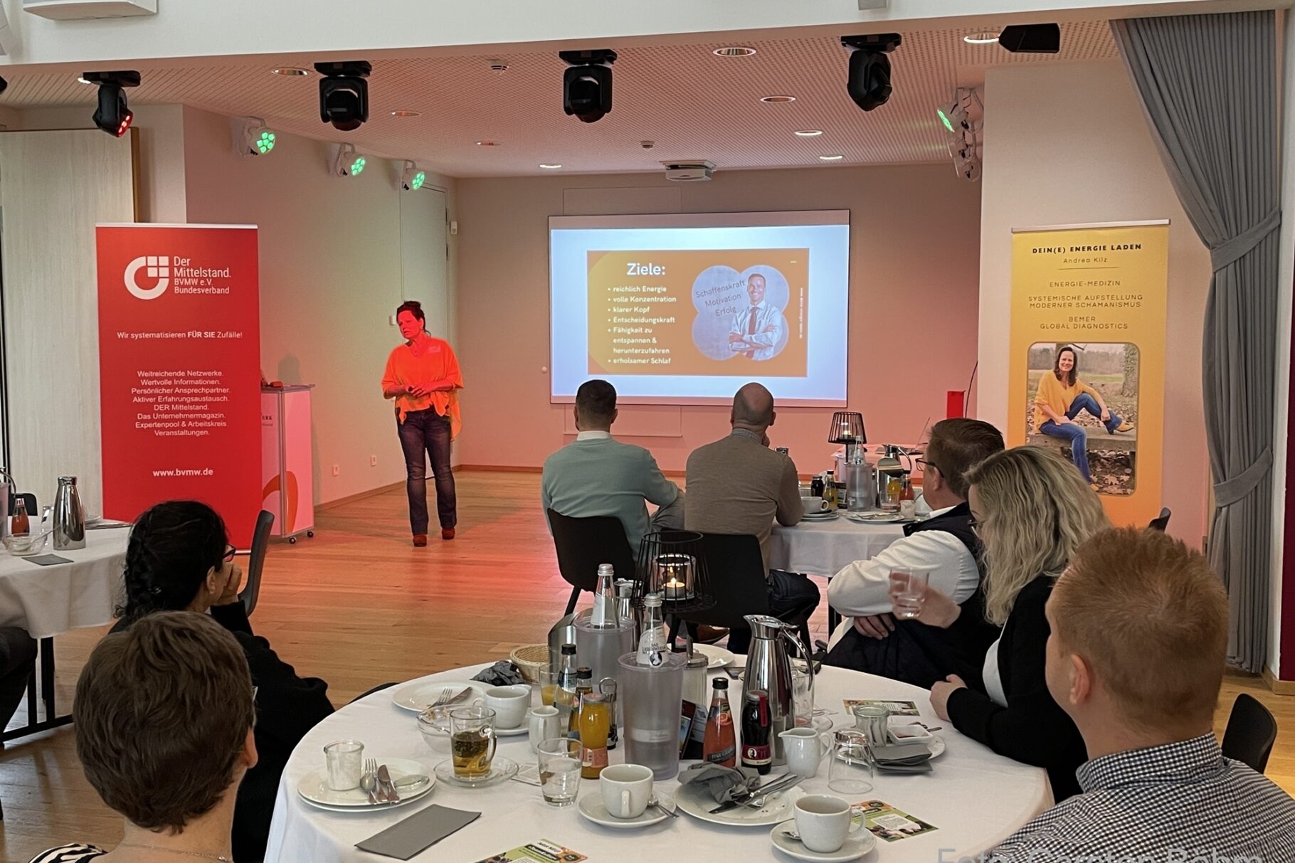 während der Veranstaltung