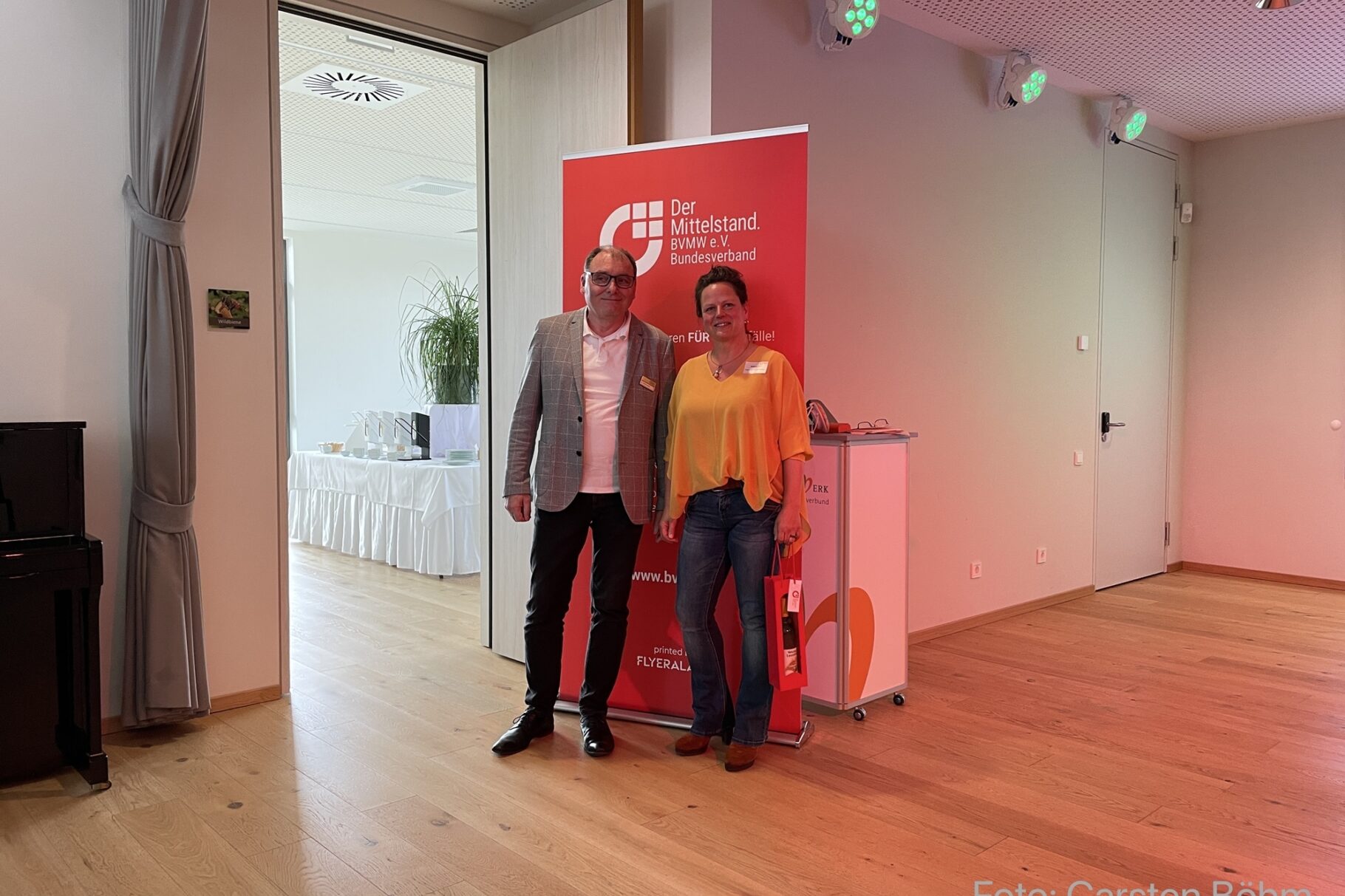 v.l.n.r Carsten Böhm Der Mittelstand.BVMW Wirtschaftsregion Brandenburg, Andrea Kilz Praxis für Physiotherapie & Ganzheitliches Coaching